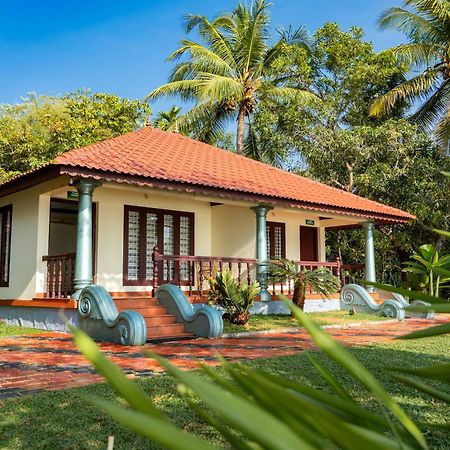 Dhathri Ayurveda Resort And Panchakarma Centre Kāyankulam Eksteriør bilde